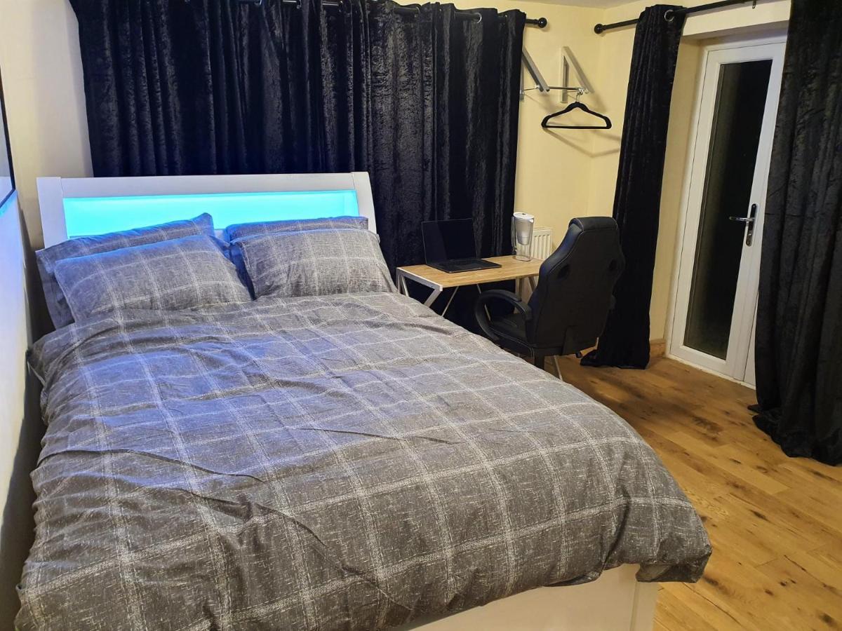 Umbrella Properties Private Apartment Birmingham Dış mekan fotoğraf